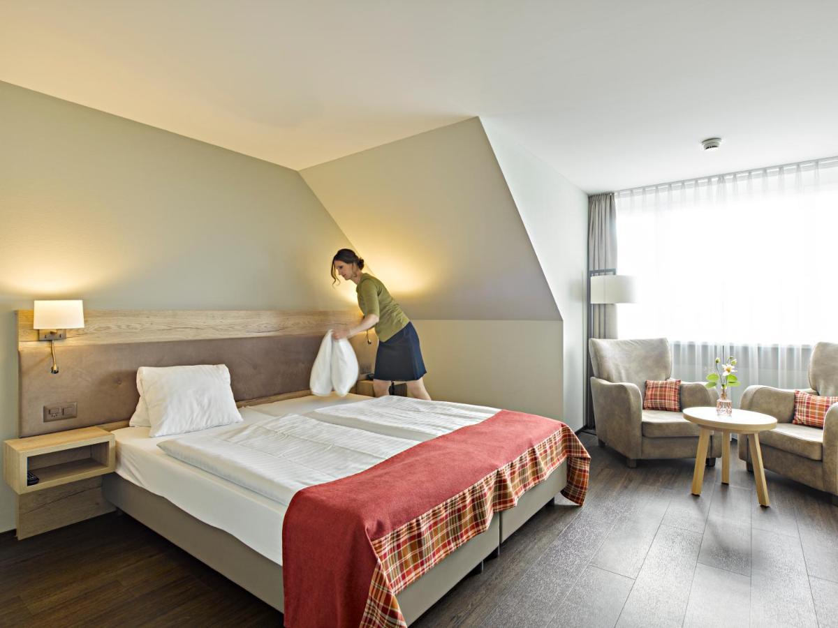 Restaurant & Hotel Heidelberg Aadorf Екстериор снимка